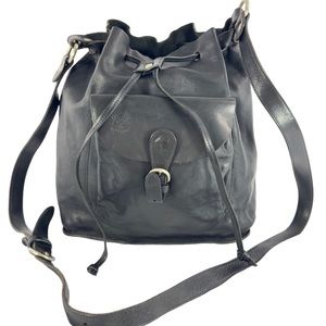 IL BISONTE W.A DI FILIPPO Black Leather Drawstring Bucket Tote Bag Made in Italy